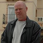 Ståle-ved-Moritz-bakeri-skal-stille-med-en-ti-meter-lang-kake