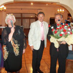 Marit-Dahls-flotte-blomstergave-til-klubben.