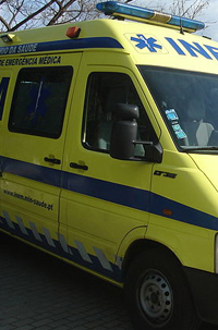 800px-ambulancia_inem.jpg
