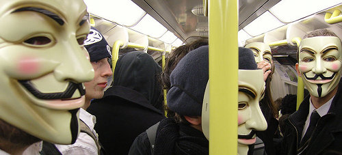 800px-anonymous_group_travel_on_the_london_underground.jpg