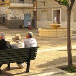 800px-joves_i_grans_al_raval_d'elx.jpg