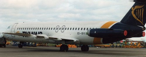 800px-ryanair_(ei-bvi),_dublin,_february_1993.jpg