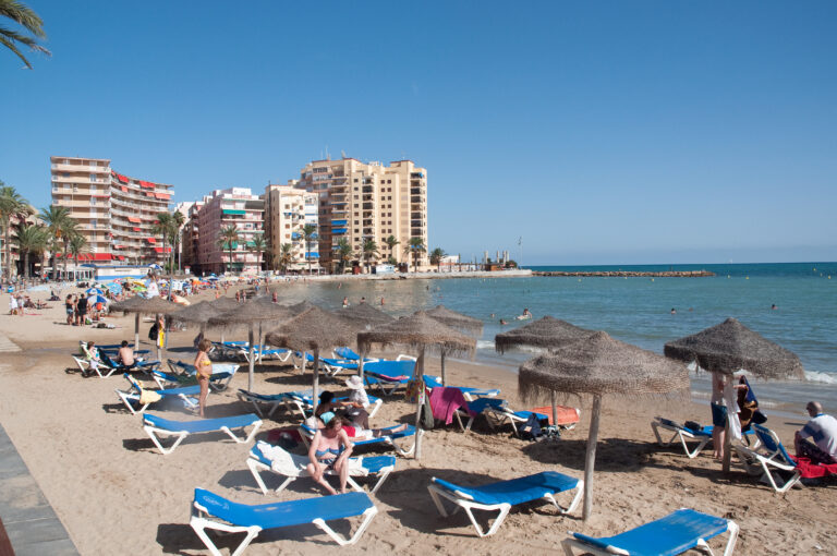 torrevieja_costa_blanca_spain_16_sept._2011_-_flickr_-_phillipc_1.jpg