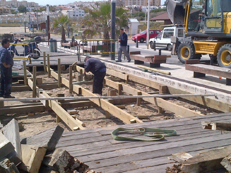 Ny strandpromenade på La Mata i 2026