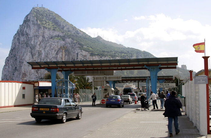 1024px-gibraltar_border.jpg