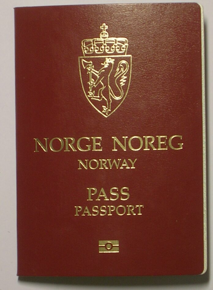 norwegianpassport_ii.jpg