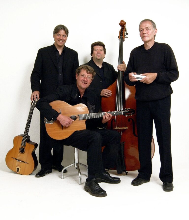 Hot Club de Norvege til Alfaz del Pi & Santa Pola