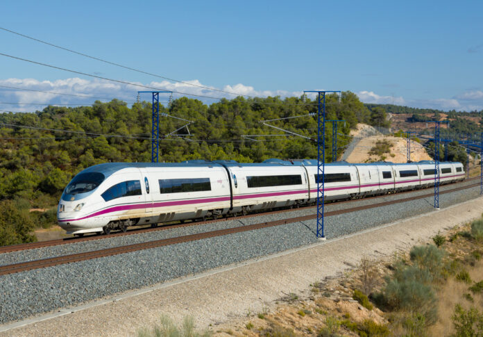 renfe_class_103_vinaixa_crop.jpg
