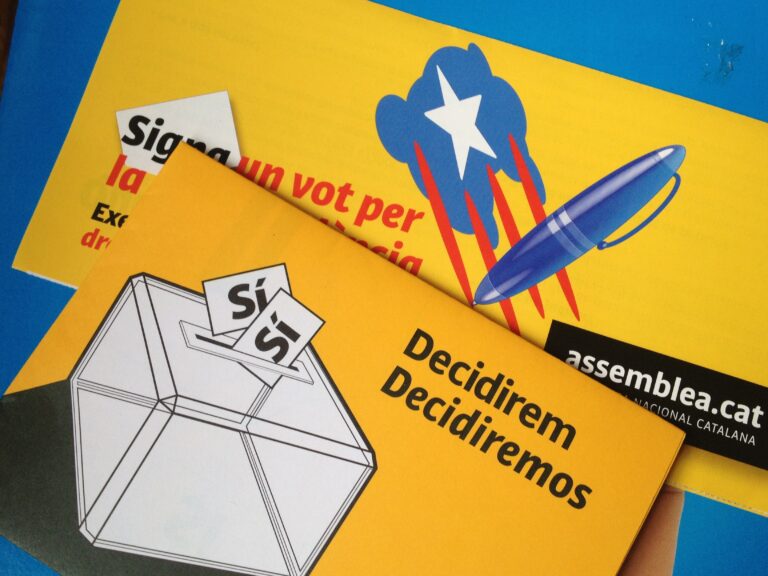 Holder alternativ folkeavstemning