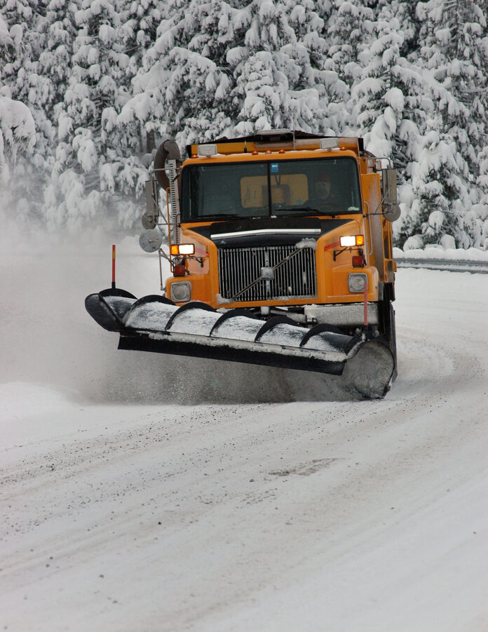 snow_plow_10442280564.jpg
