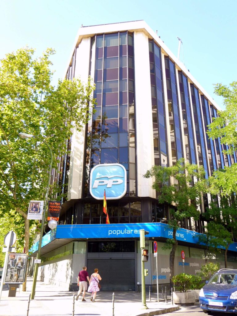 Ville sprenge PPs kontor i Madrid