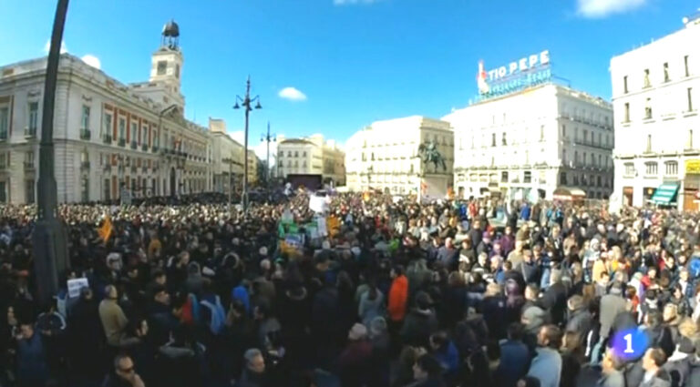 Titusener i «marsj for endring»