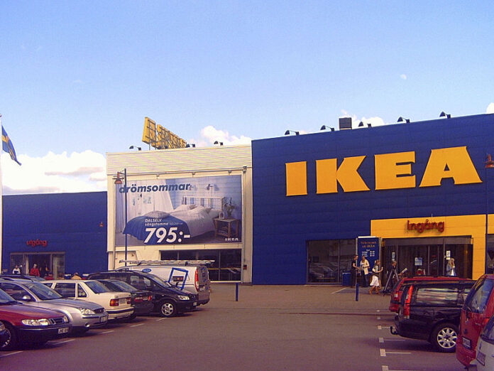 800px-ikea_almhult.jpg
