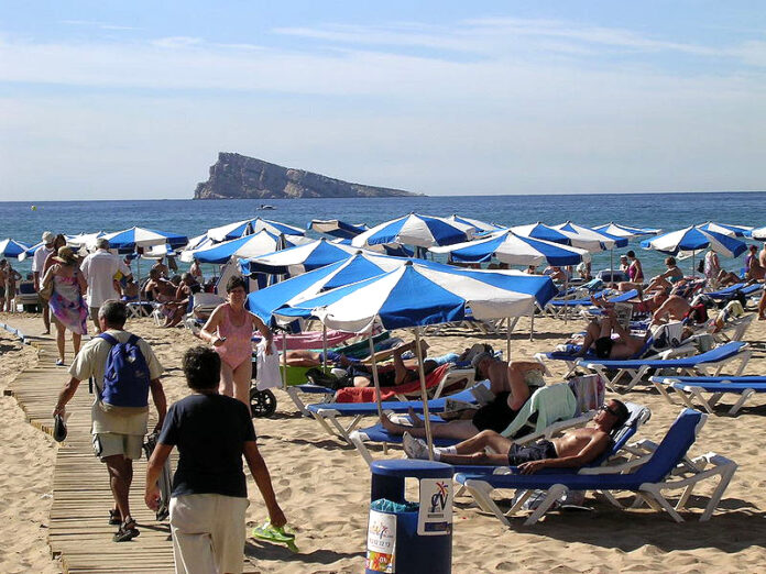 800px-isla_benidorm_bright.jpg