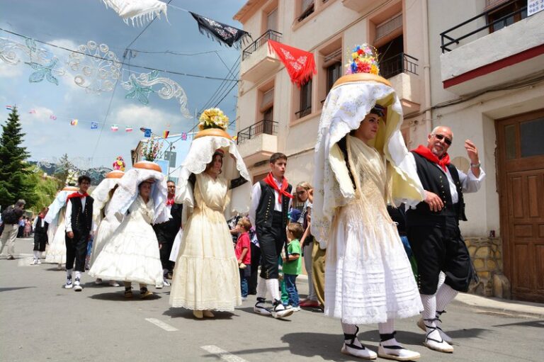 Stor fiesta i Torremanzanas