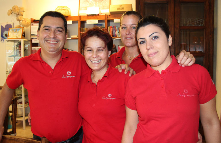 Bok cafen albir Solgruppen