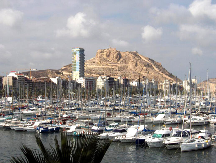 skyline_de_alicante.jpg skyline_de_alicante.jpg