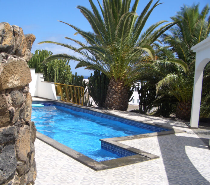 swimming-pool-casa-ronda_crop.jpg swimming-pool-casa-ronda_crop.jpg