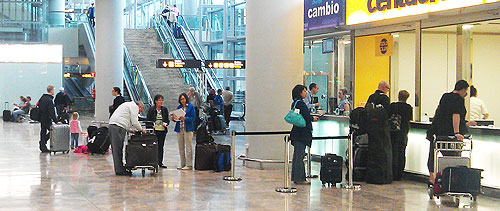 Kontor for leiebil på Alicante flyplass