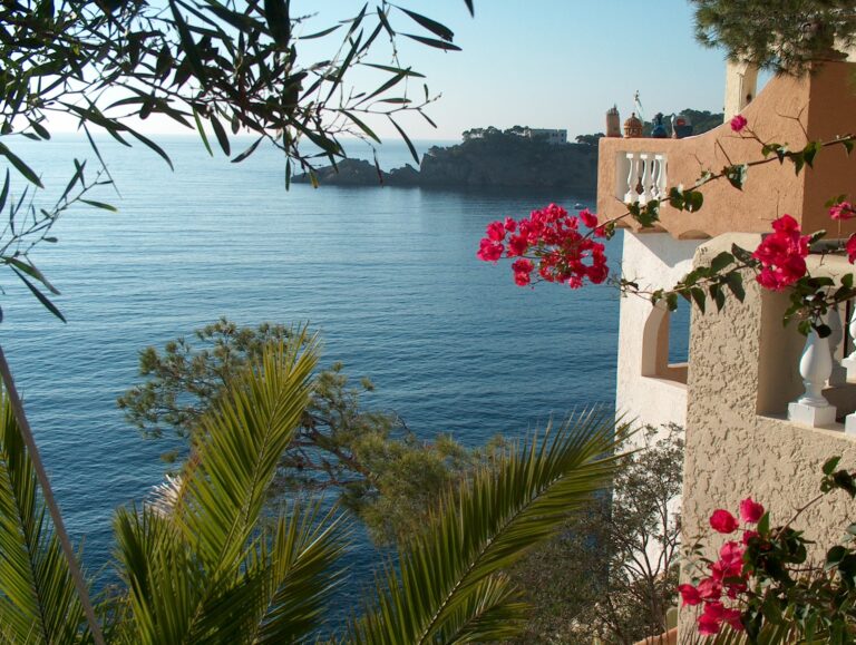 Boligprisene opp med 2,4 prosent