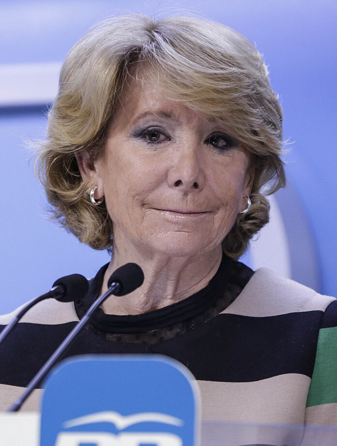 Esperanza Aguirre, president i Comunidad de Madrid fra 2003 til 2012 (PP Madrid, Wikimedia Commons 2015).