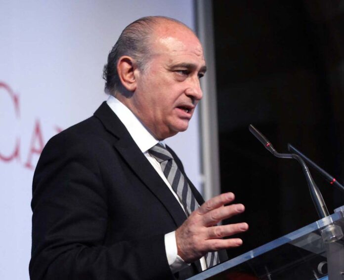 Foto: Spanias innenriksminister Jorge Fernández Díaz annonserte fredag 15. juli at Spania ikke øker beredskapen etter angrepet i Nice i Frankrike (Wikimedia Commons 2011).  