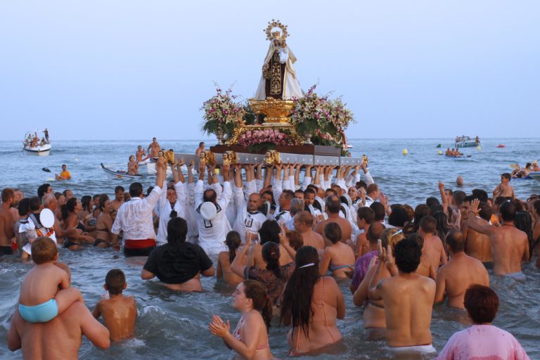 Virgen del Carmen | Juli – Sjøfarernes skytshelgen