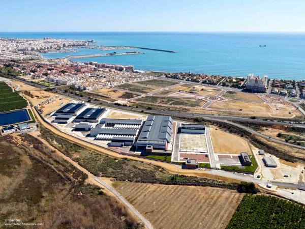 Foto: Avsaltingsanlegget i Torrevieja er det største i Europa. I løpet av 2017 ble det produsert rundt 40 kubikkhektometer ferskvann ved anlegget.