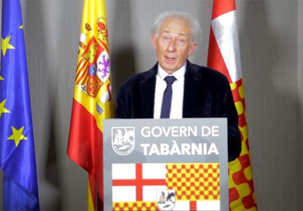 Foto: Eksil-presidenten i Tabarnia taler til sitt folk. Det satiriske innslaget har den siste måneden blitt en vinner på sosiale medier i Spania. Bak humoren ligger alvoret og frustrasjonen som mange spanjoler føler over prosessen for løsrivelse i Catalonia. 