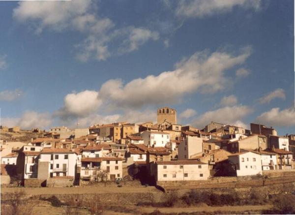   Foto: Portell de Morella i Castellón-provinsen har i dag rundt to hundre innbyggere. Som følge av kommunens nye ansettelser er byens eneste skole reddet og innbyggertallet økt med ti personer. 