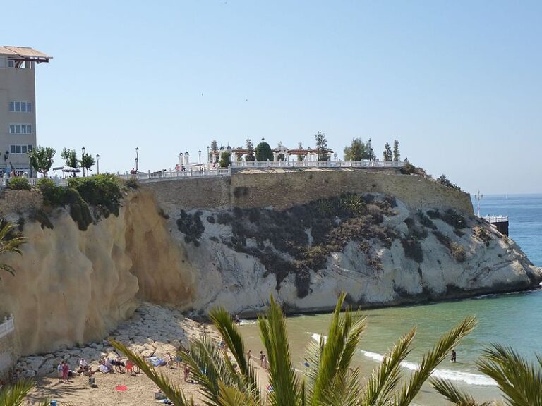 Festning fra 1300-tallet skal graves frem