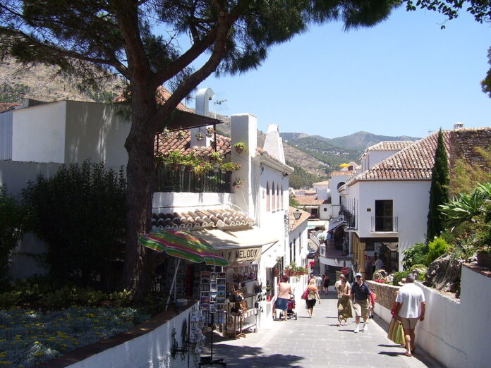 mijas-gate