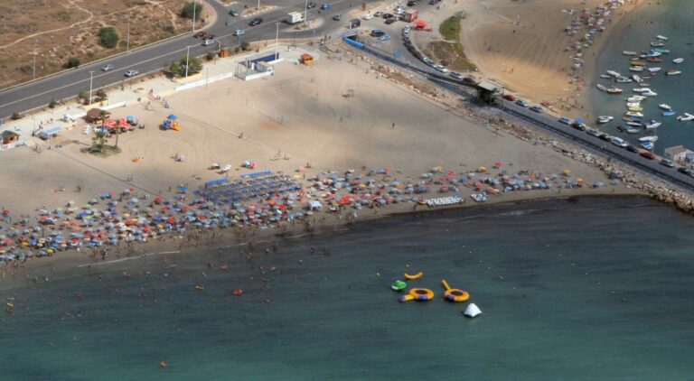 Playa de Los Náufragos