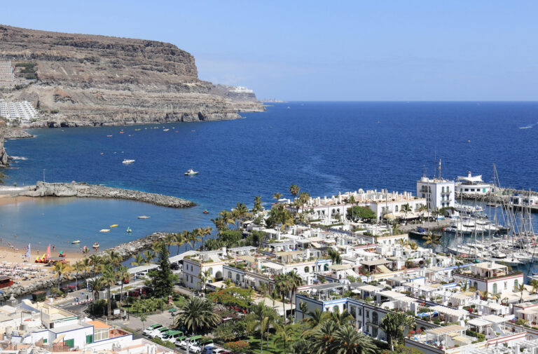 Nordmann falt ned og døde på Gran Canaria