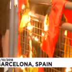 Det spanske flagget brennes.