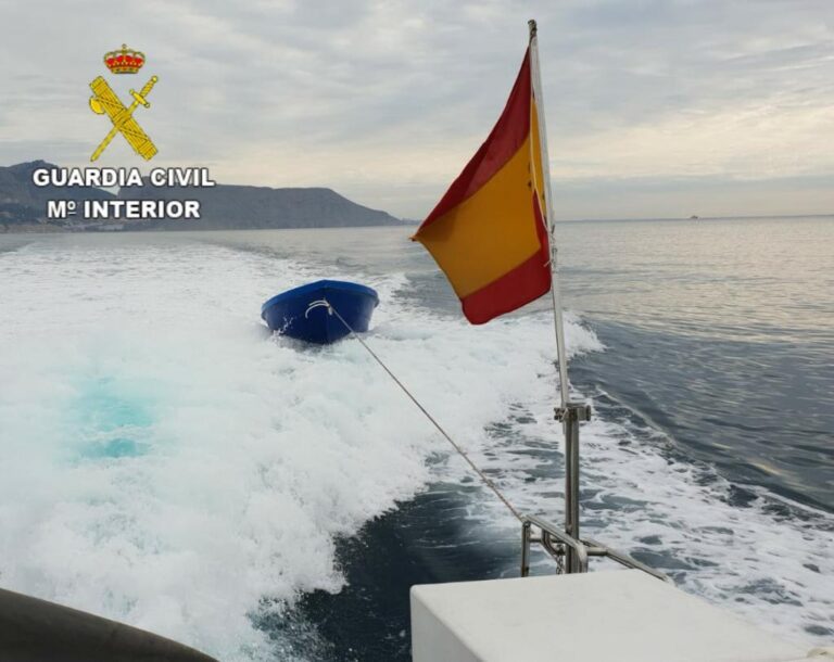 To småbåter ankom Villajoyosa og Benidorm med 26 immigranter