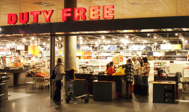 Forbud mot alkohol på fly og flyplasser