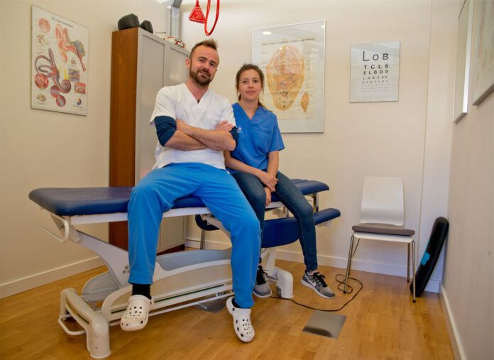 NORSK FYSIOTERAPAUT I ALBIR Sammen lanserer de nå tilbudet om rehablitering og opptrening i Villajoyosa for nordmenn. Carlos Digón Sørensen vil sammen med Christina Midtbø veksle mellom Clinica1 i Albir, Clinica1 Benidorm og avdelingen i Villajoyosa. Sammen lanserer de nå tilbudet om rehablitering og opptrening i Villajoyosa for nordmenn. Carlos Digón Sørensen vil sammen med Christina Midtbø veksle mellom Clinica1 i Albir, Clinica1 Benidorm og avdelingen i Villajoyosa.