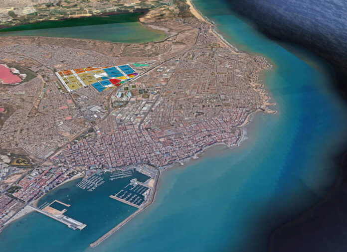 la-hoya-torrevieja De nye boligene vil få en svært god beliggenhet mellom sentrum av Torrevieja og La Mata lagunen. Herifra er det enkel adgang til riksvei N332 og shopping-områder.