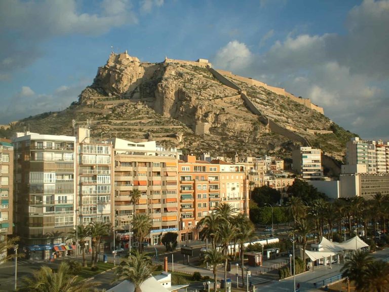 Alicante har Spanias verste naboer
