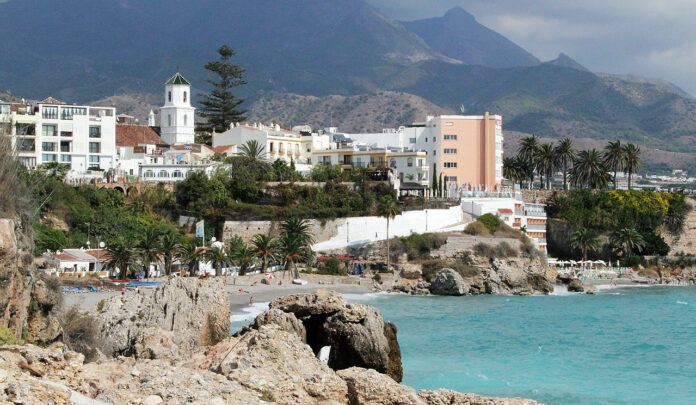 Nerja_strender