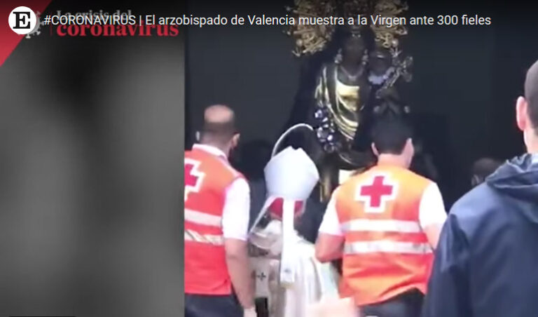 Biskop etterforskes: Lot hundrevis samle seg utenfor kirka