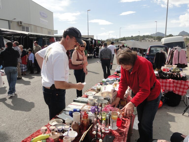 Kaos og politi på marked i Guardamar