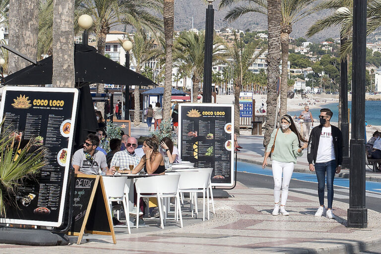 Ekstra politi skal «overvåke» barer i Alfaz del Pi