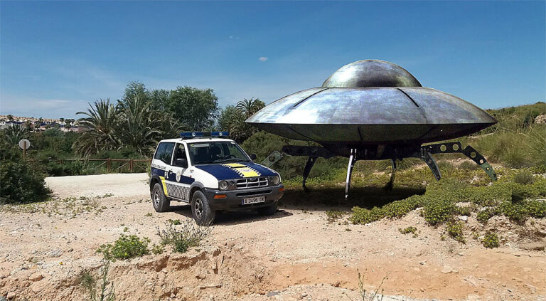 Lokalpolitiet i Elche fant UFO