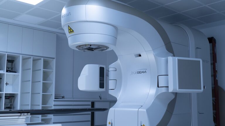 Quirónsalud Torreviejas Onkologi-platform feirer &laquo;20 år tilpasset livet&raquo;