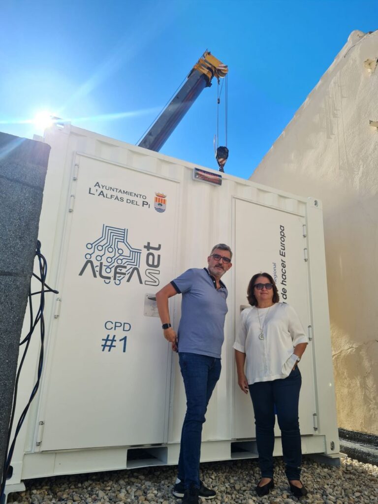 Alfaz del Pi kommune: Baklengs inn i fremtiden