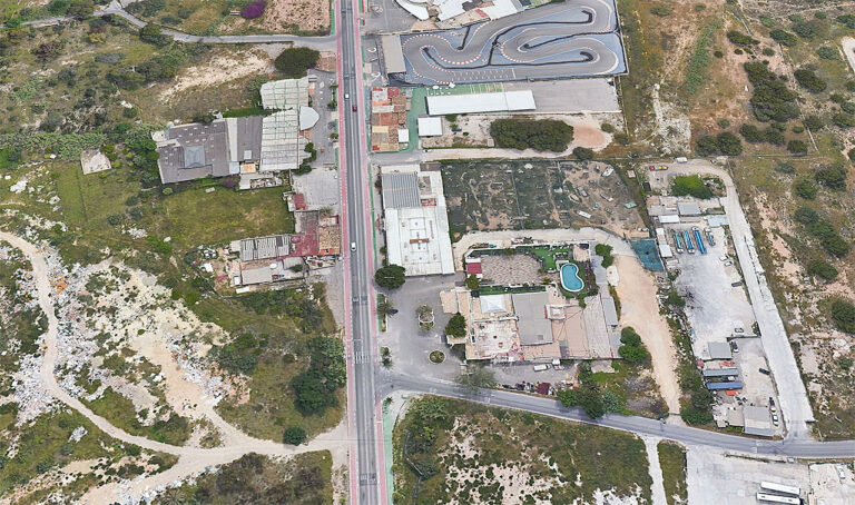 Fjerner Benidorms gamle diskotek-gate