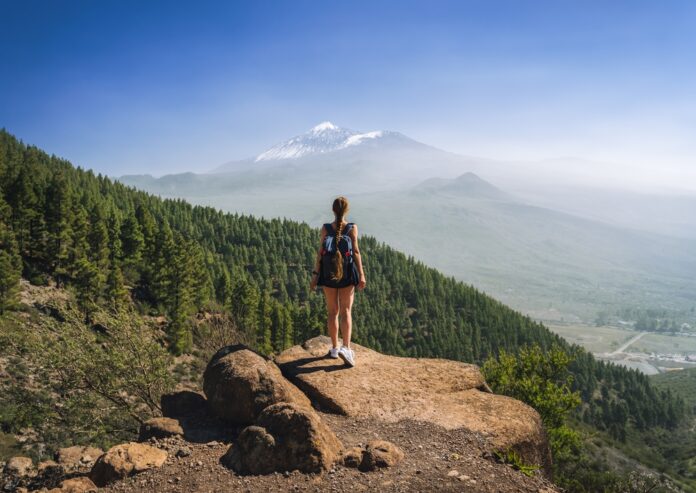 Ta en fottur på Tenerife for å se noen av de fantastiske severdighetene.