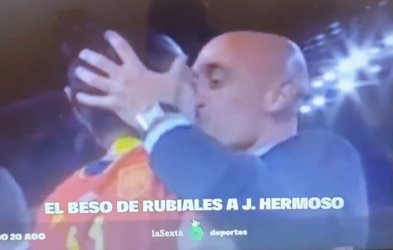 Hvordan feministisk konsensus styrtet Spanias fotballsjef